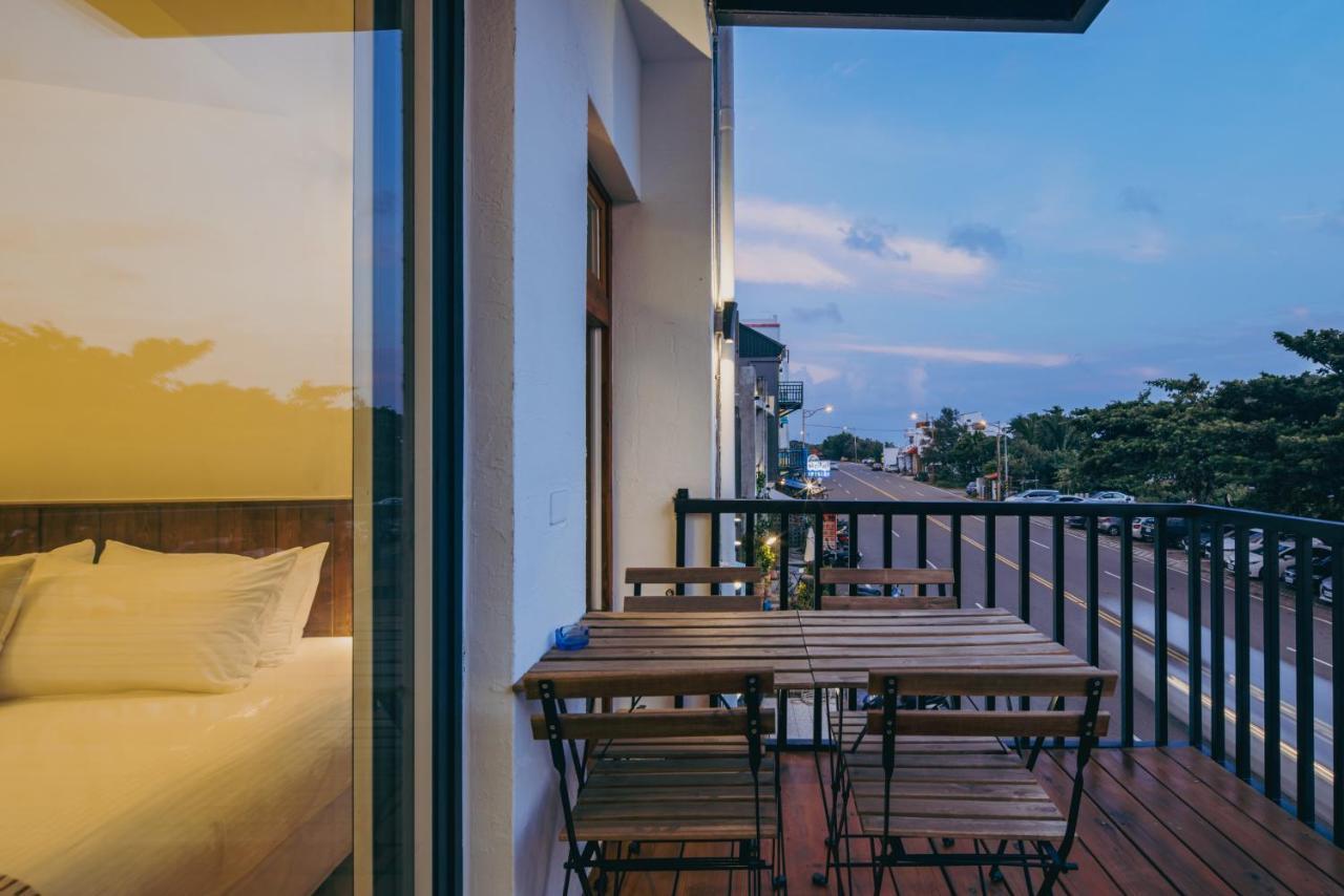 Chuanfanrock Haku Beach Days Inn Cape Eluanbi Exterior photo